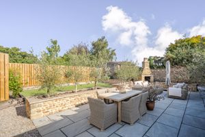 Sheltered mediterranean style garden - click for photo gallery